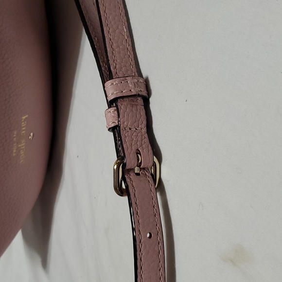 Kate spade dusty rose crossbody pebbled leather black trim - Picture 8 of 10